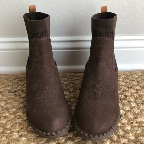 New with Stickers: Gentle Souls Best Chelsea Boot. Size 8.5 or 39.5 - Picture 5 of 15